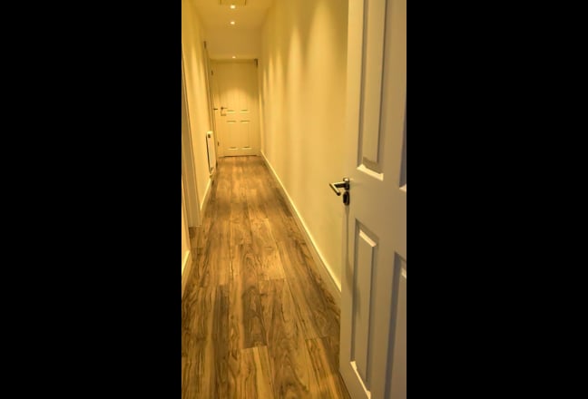 Pimlico Ensuite Double Bedroom with Garden !  Main Photo