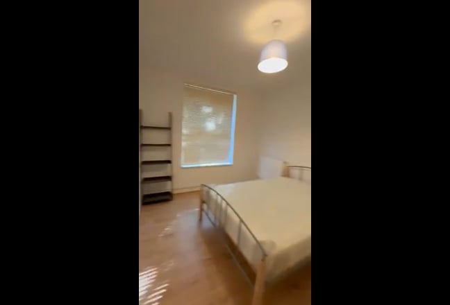 Room in cosy Stockwell flat - LGBT friendly &pound;725   Main Photo