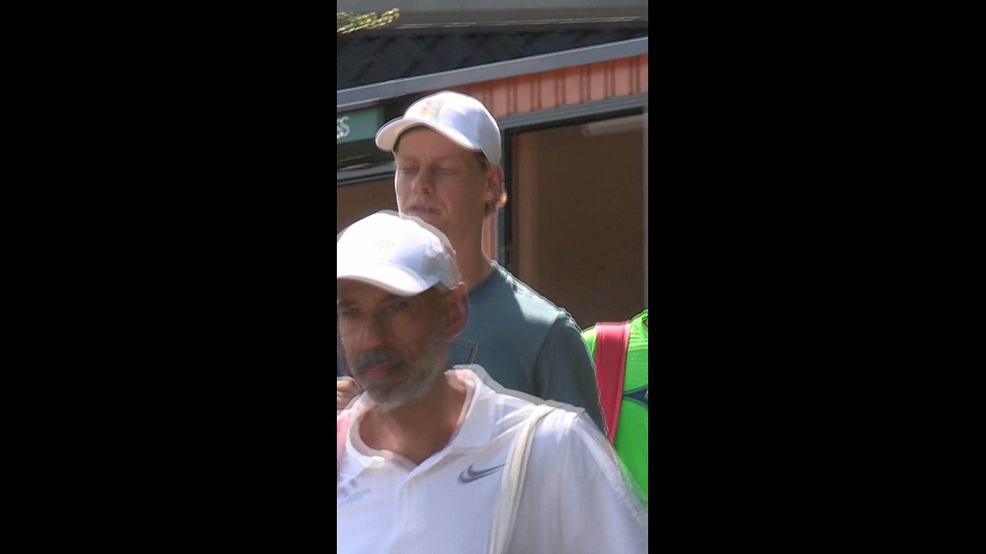 Sweaty Sinner powers through heated practice at Wimbledon