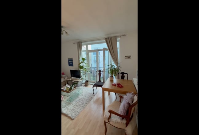 Bright Double Bed Room in Shoreditch Flat Main Photo