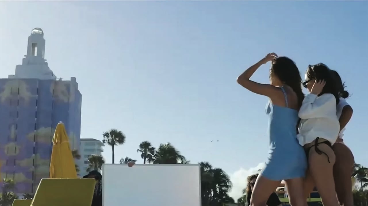 Escada Miami blossom