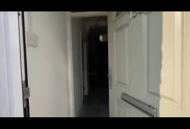 5 Bedroom Professional House, close to Town Centre Main Photo