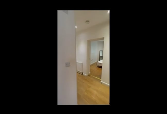     Beautiful 2-Bed Flat | Central London Main Photo