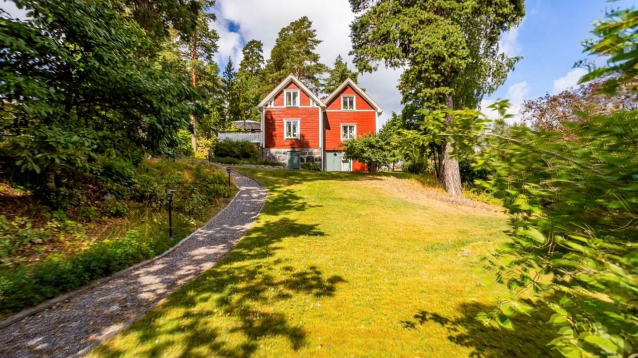 6 rum Villa på HULTVÄGEN 28 Hagbyhöjden Österåkers kommun - video