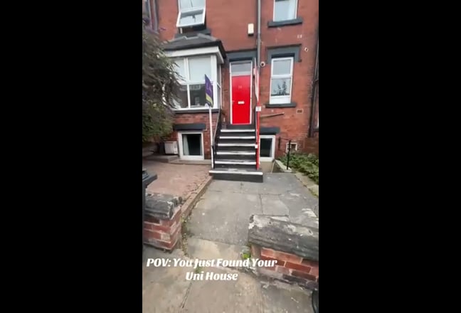 4 Bedrooms, Lounge, Office, kitchen and 2 bathroom Main Photo