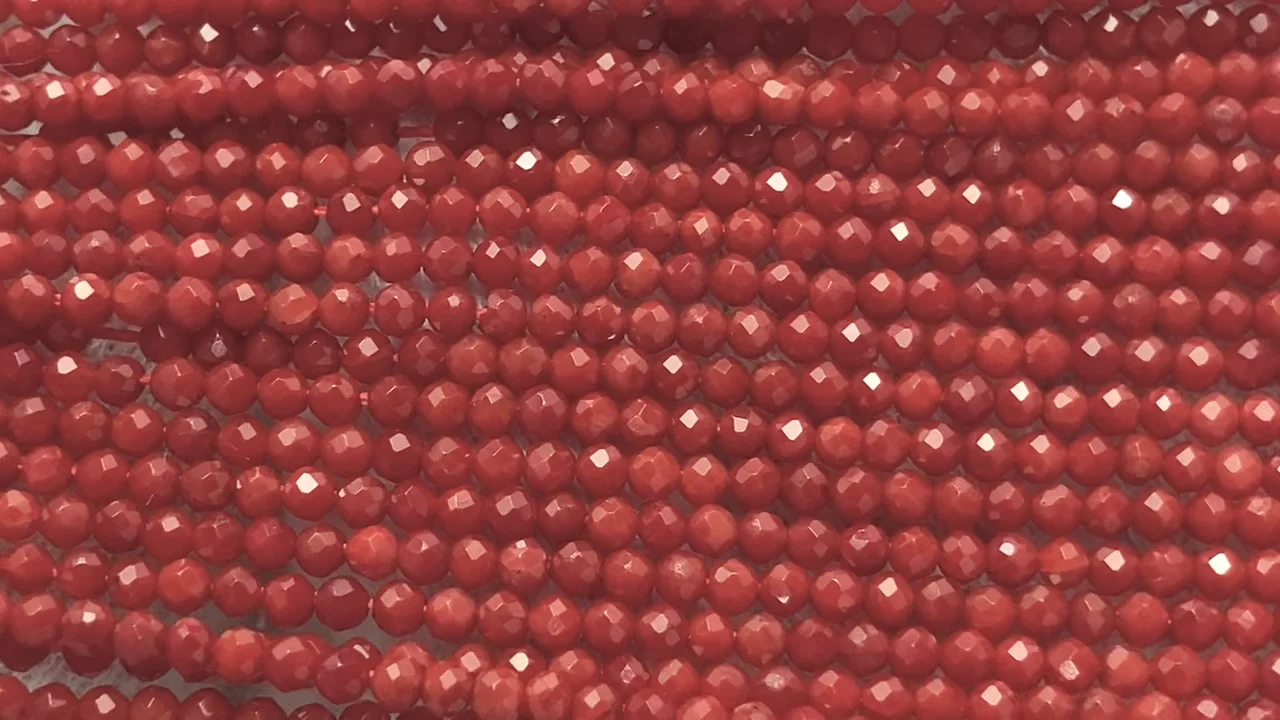 赤珊瑚・レッドコーラル（染） 極小ラウンドカット2mm 1連（約37cm