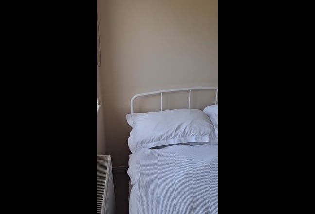 Lovely room in leafy Moortown, North Leeds Main Photo