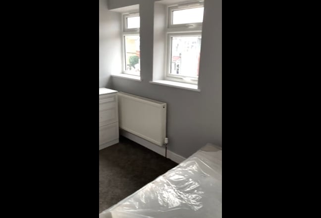 3 Double Bedrooms in Hounslow Hmo Main Photo