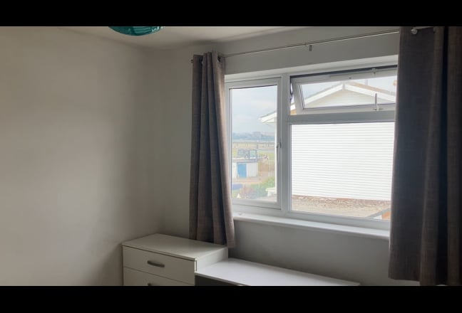 .  Large Double Room on Shoreham Beach  Main Photo