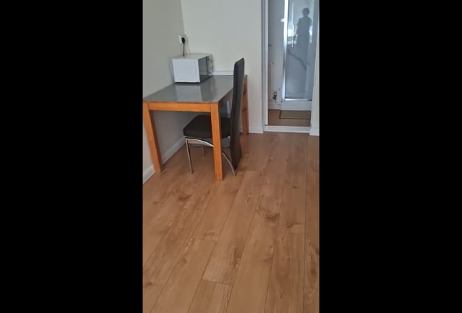 Double room with ensuit  for rent Main Photo
