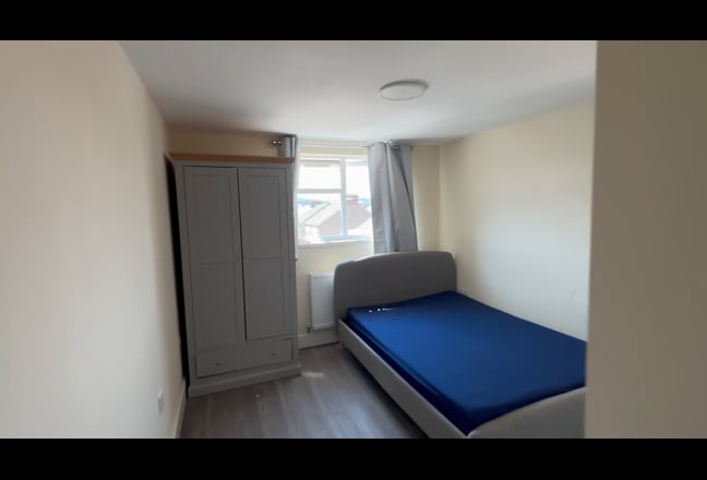 En suite room  Main Photo