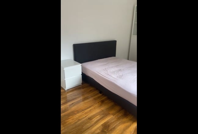 Two  Double Bedrooms   to  Rent  in  M14 Main Photo
