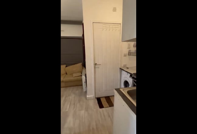 Video 1: 