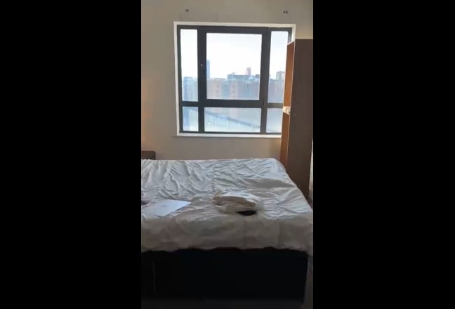  2 Bedroom Apartment in Prime Leeds City Centre Main Photo