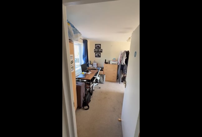 🏡 &pound;650 Large Double Ensuite Room in Marston Main Photo