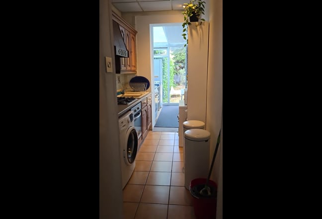 Video 1: 
