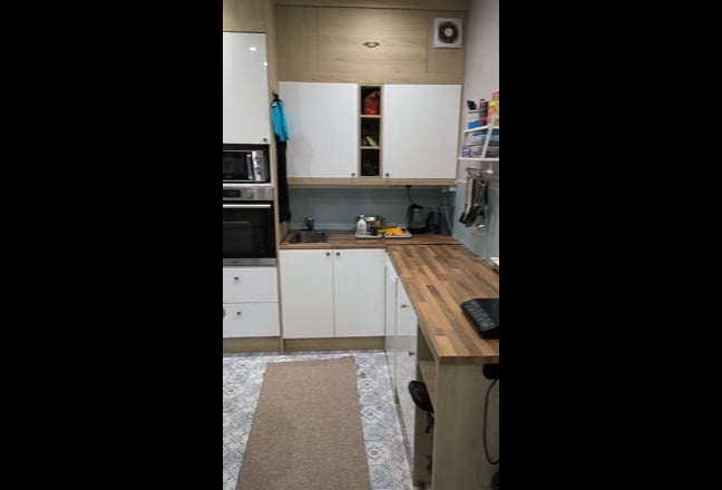 Bunk bed, TV, Workspace, Wigan Den.  Main Photo