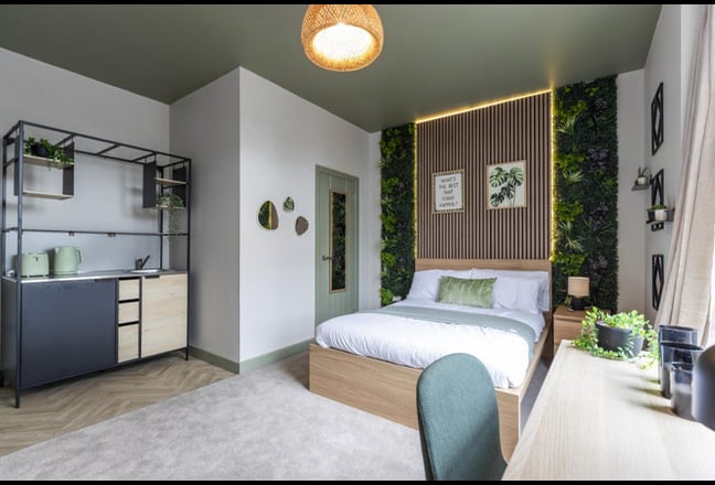 ✨Brand New Furnished Double En-suite Rooms - July✨ Main Photo