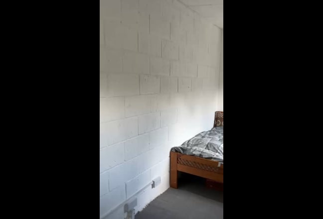 Room for rent Main Photo