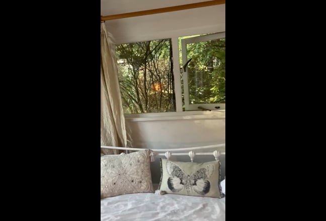 Self Contained Annexe in Pretty Village Main Photo