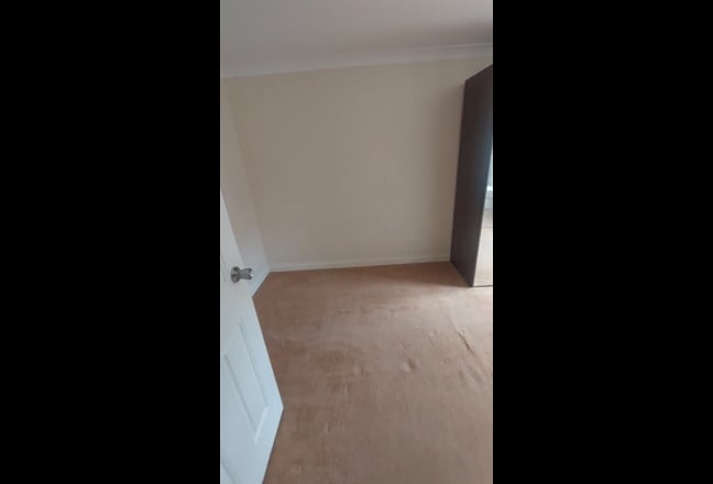Video 1: Room with En-Suite 