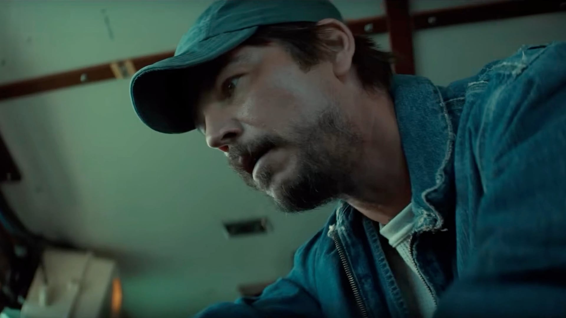 Below – Teaser "Threat"