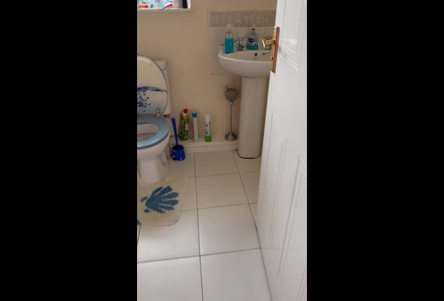  Single Room  Main Photo