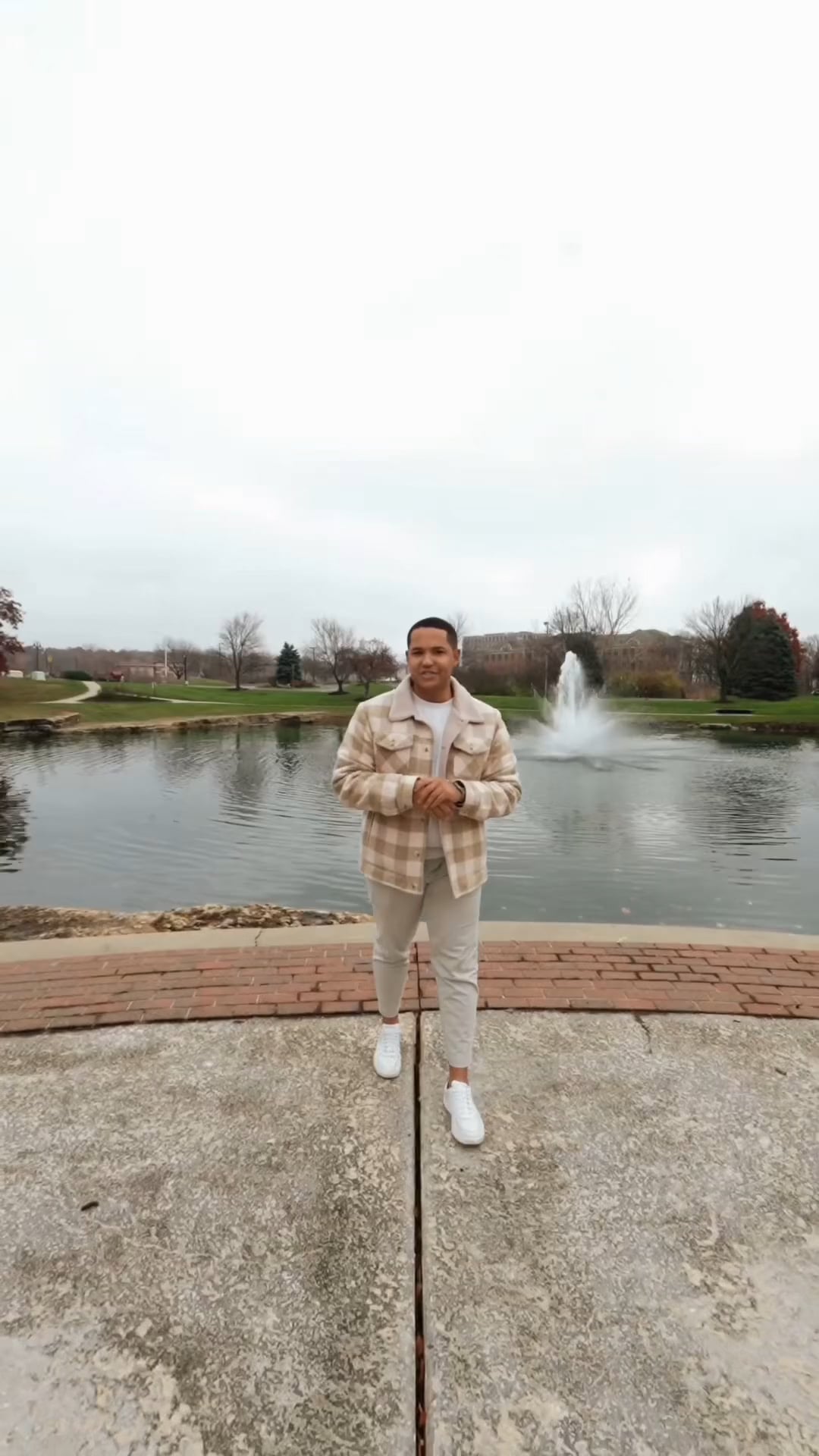 https://i.vimeocdn.com/video/2184466025-9c38435252ec252756d4dcbd3e24e206b90e5c3f08e9c3f8355e5644adccdff5-d