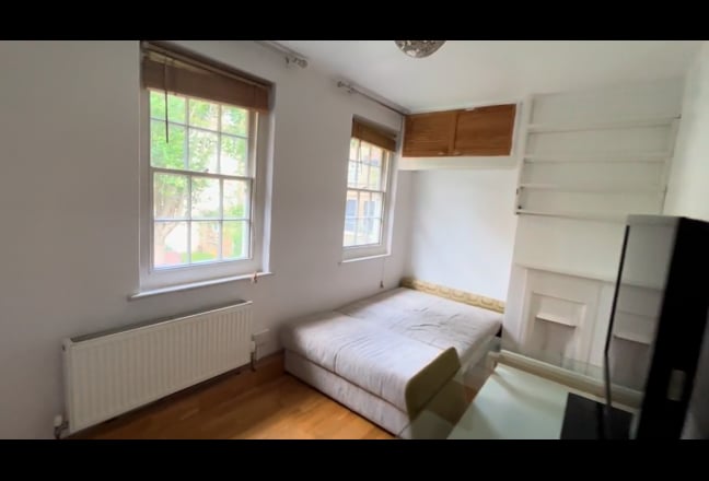 Quiet 3-bed flat w large living room & garden Main Photo