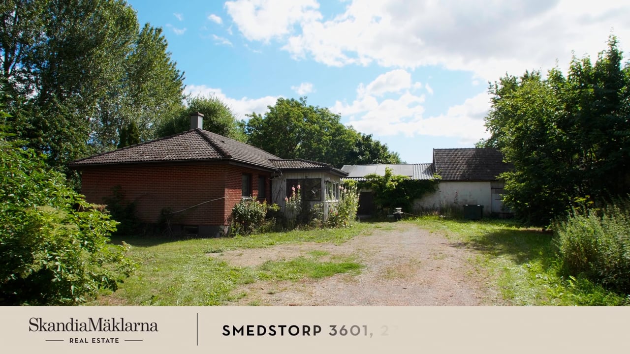 Gård med jordbruk på Smedstorp 3601 Smedstorp Tomelilla kommun - video