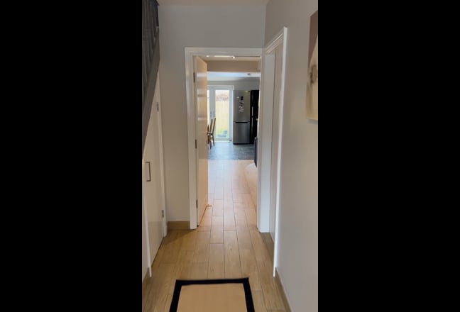 Fantastic Houseshare in Cottingley!  Main Photo