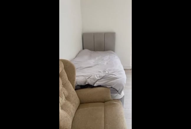 2 bedroom apartment available  Main Photo