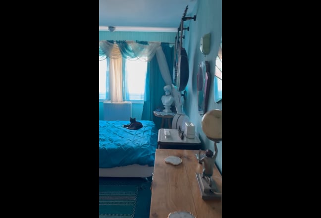 Video 1: 