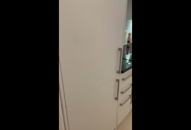 Beautiful 3 bedroom shared home with balcony Main Photo