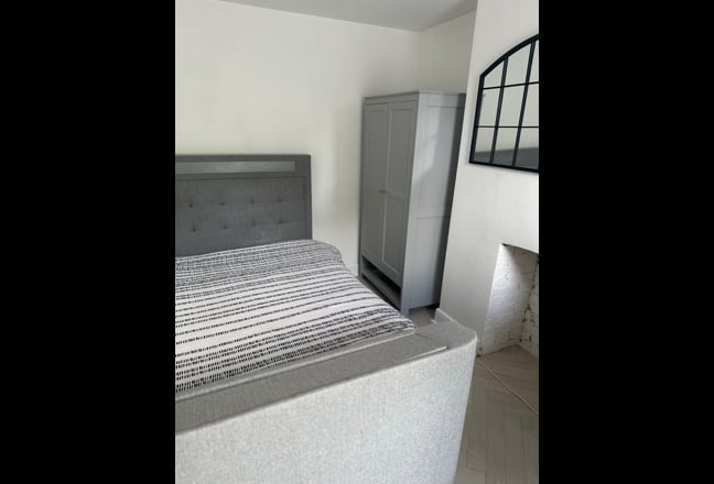 Furnished double room  Main Photo