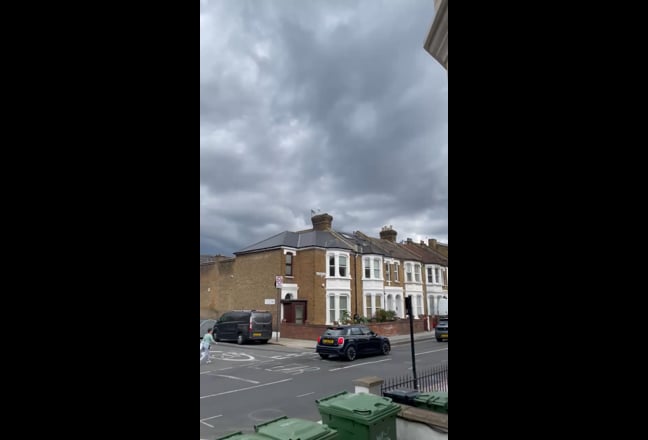 Spacious Studio Flats Available in Shepherds Bush Main Photo