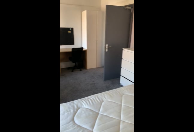 Rooms available in City Centre House share Main Photo