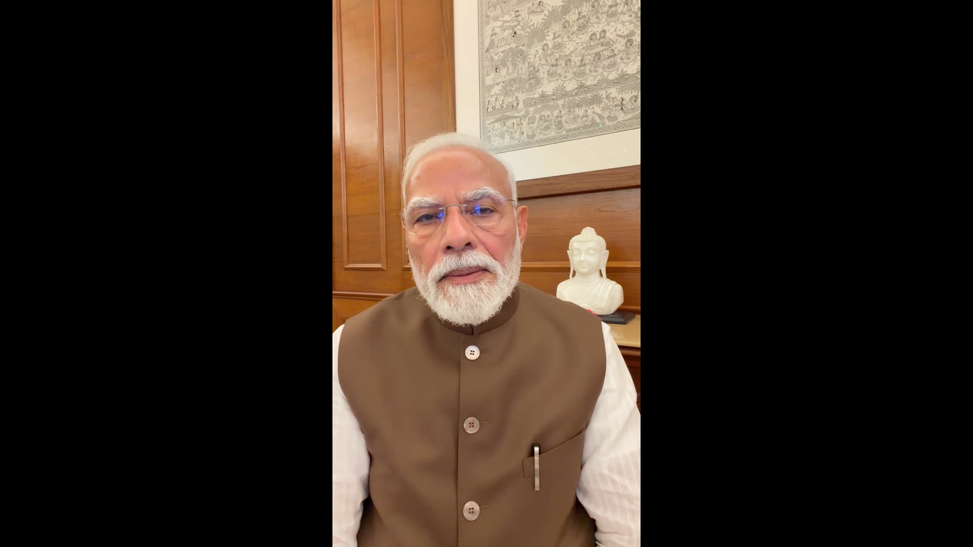 पेपर लीक मामले रोकने के लिए संसर्ग नया बिल लाया है उसके संदर्भात प्रधानमंत्री नरेंद्र मोदी का संदेश 