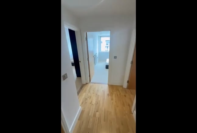 Video 1: Kitchenette