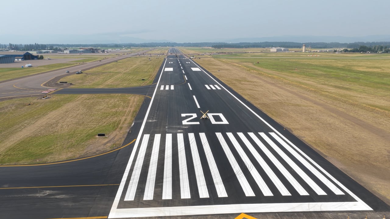 Runway Rehab Day/Night20sec