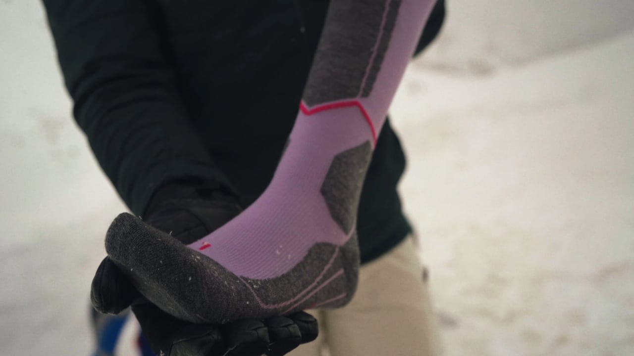 SK4 Advanced Compression Light Men Skiing Knee High Socks (Grey)