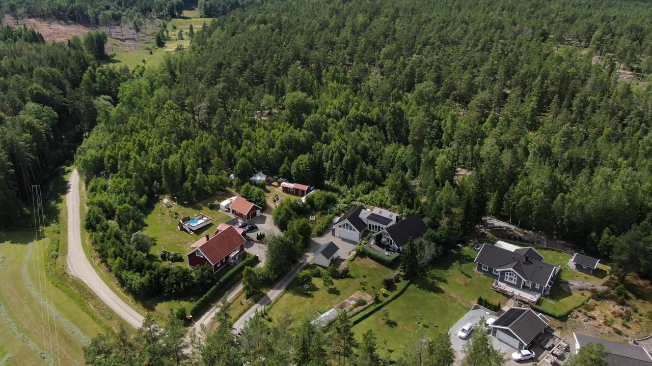 220 m² Villa på Billstavägen 90 Billsta/Järna Södertälje kommun - video