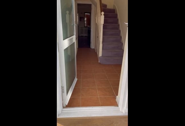4 bedroom house available near Brunel  Main Photo