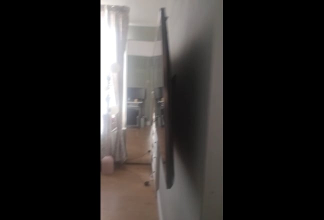 1 upstairs bedroom available in 2 bed house Main Photo