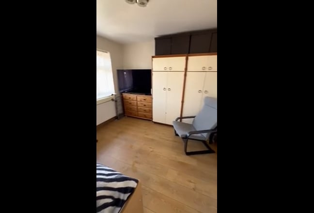 Video 1: 