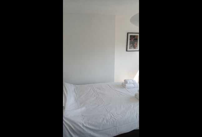 Large double room in Tottenham Main Photo