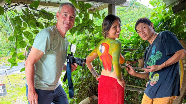 Ecuador: Deaf Professional Artist