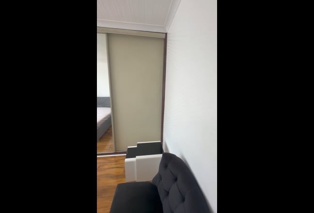 Double Room With King-size Bed for Rent  Main Photo