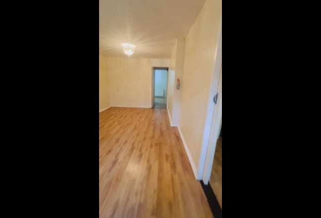 One bed flat 538 sq ft  Main Photo