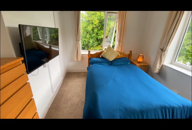 Double Room, 5 Min Beach Walk, Parking, Bills Inc Main Photo